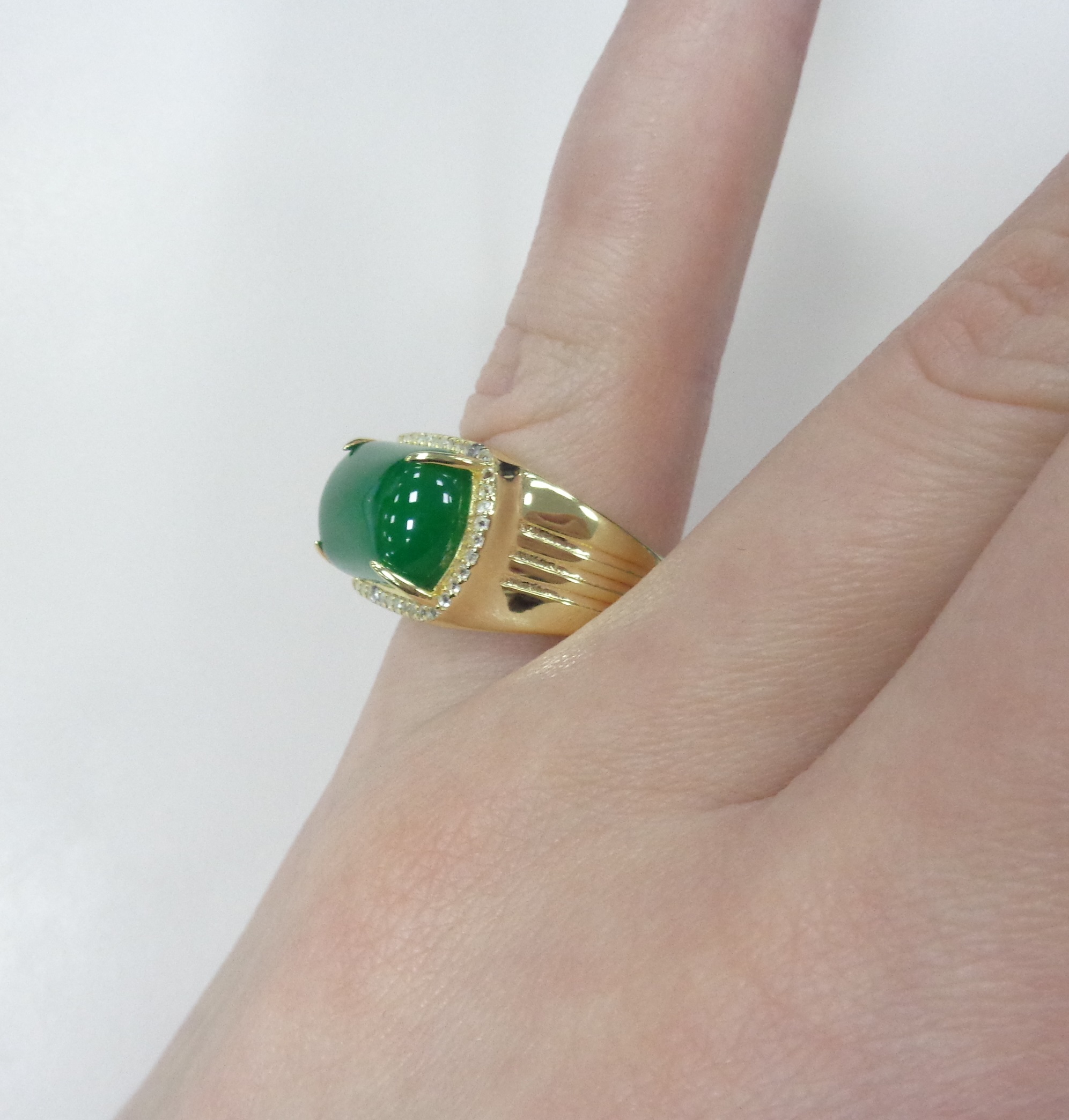 Серебряное кольцо с халцедоном